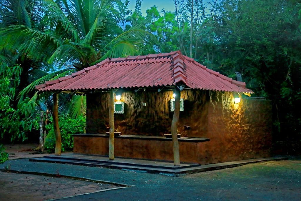 °YOHO GOYAGALA CANEL ROAD YALA (Sri Lanka) | BOOKED